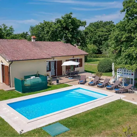 Haus Nono Sveti Petar u Sumi